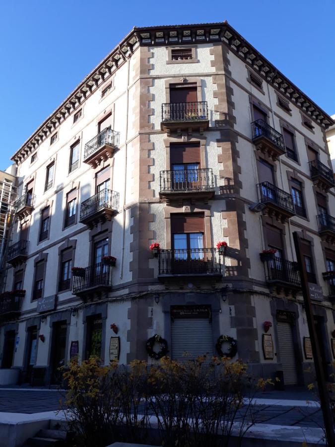 Ferienwohnung Plaza Catedral Jaca Exterior foto